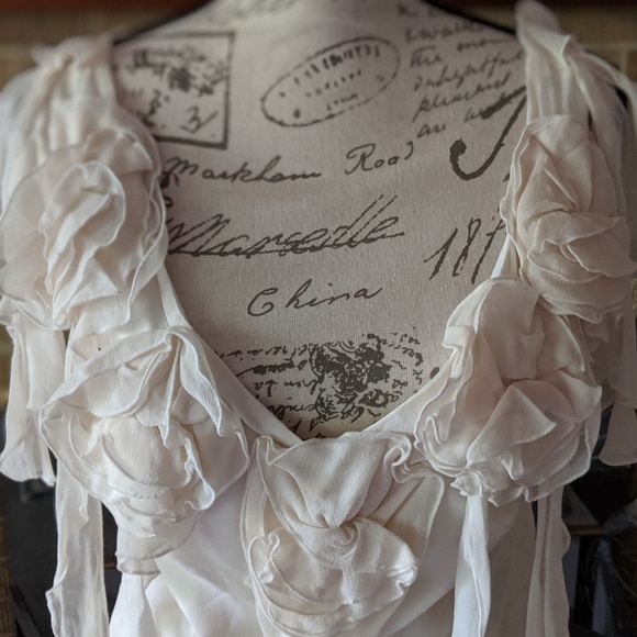 Neiman Marcus cream silk top blouse unique - Picture 4 of 9